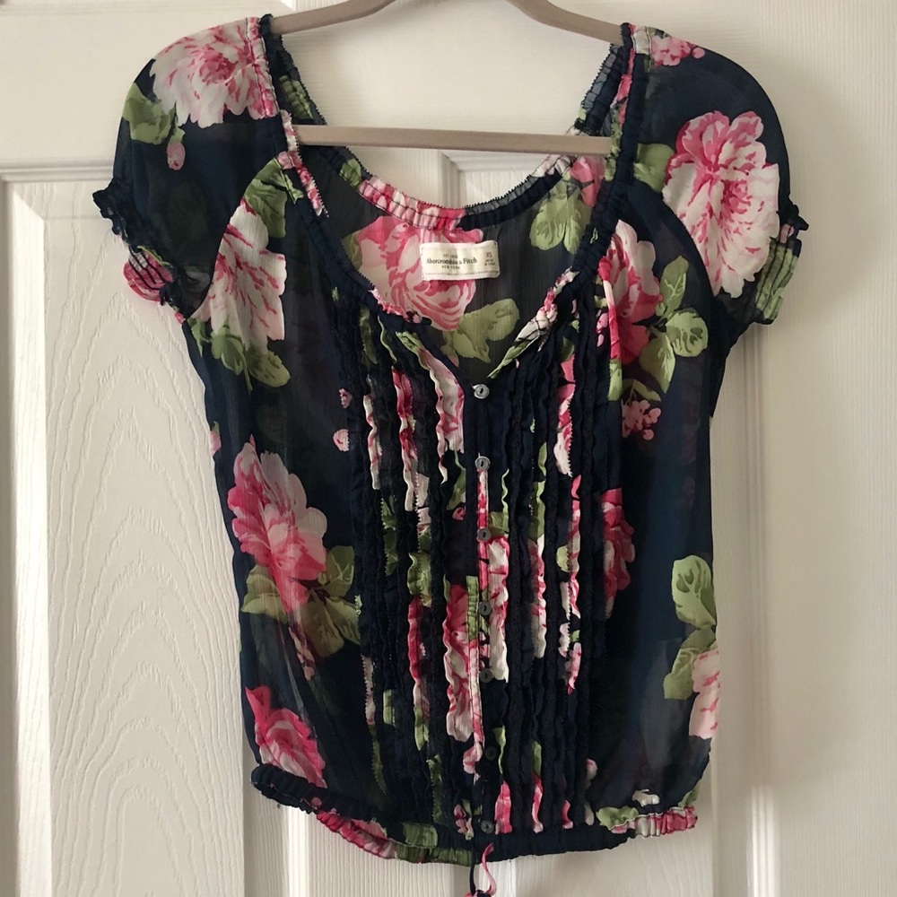 Hollister Blouse